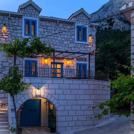 Didovina Mit Pool Und Meerblick *