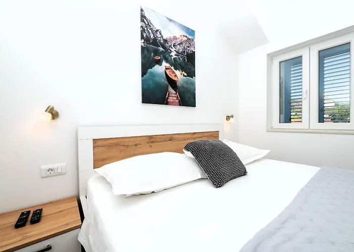 펜션 Didovina Mit Pool Und Meerblick *