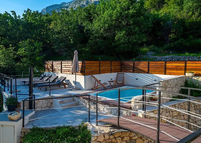 Didovina Mit Pool Und Meerblick 펜션